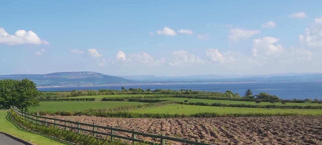 Knockalt Cottage Moville Exterior foto